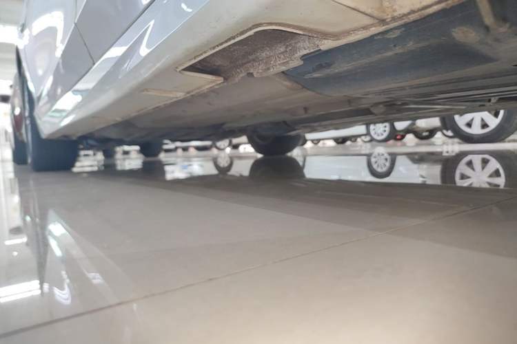 Used Honda Accord 2015 2.0L LXS Elite Edition Left Side Sill