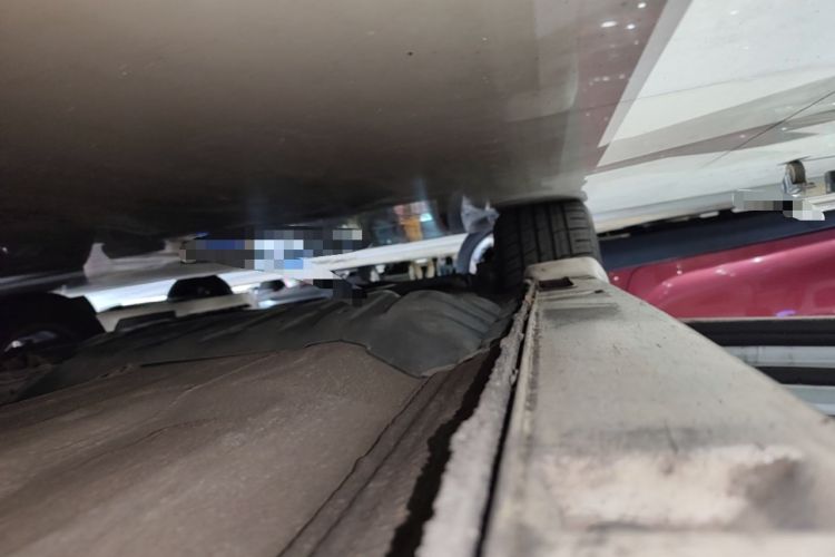 Used Honda Accord 2015 2.0L LXS Elite Edition Left Side Sill