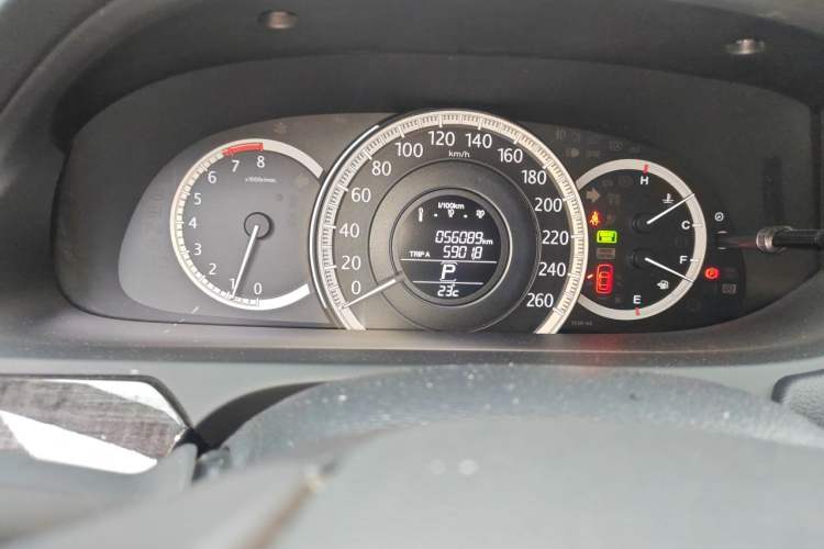Used Honda Accord 2015 2.4L EX Luxury Edition Odometer Close Up