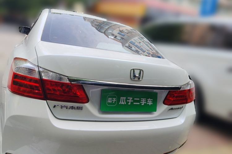 Used Honda Accord 2015 2.0L LX Comfort Edition Rear