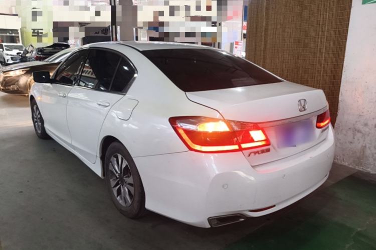 Used Honda Accord 2015 2.0L LX Comfort Edition Rear Left 45 Deg