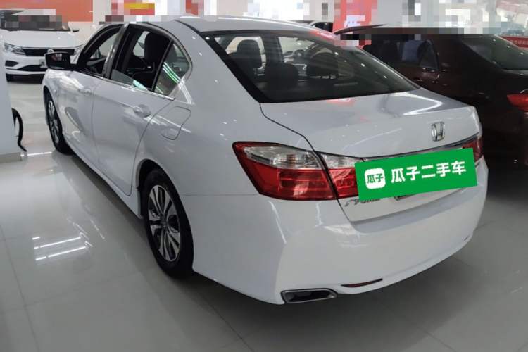 Used Honda Accord 2015 2.0L LXS Elite Edition Rear Left 45 Deg