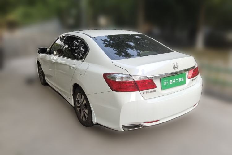 Used Honda Accord 2015 2.0L LX Comfort Edition Rear Left 45 Deg