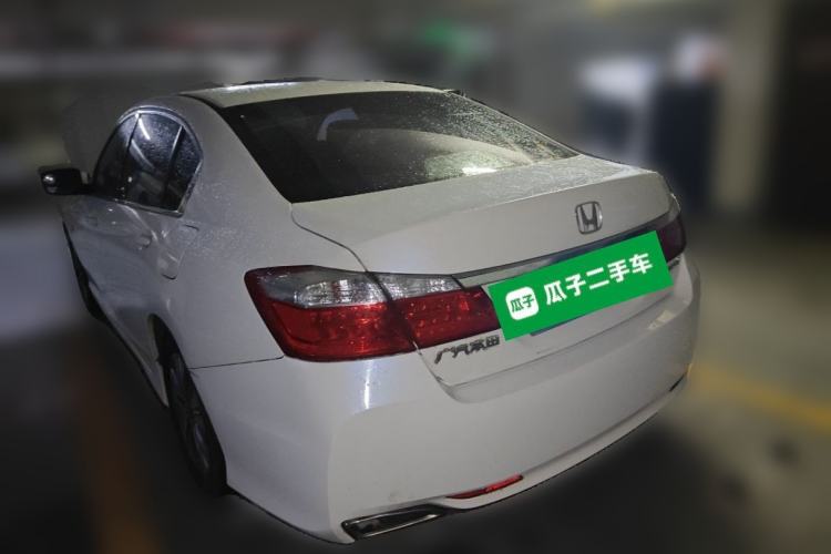 Used Honda Accord 2015 2.0L LX Comfort Edition Rear Left 45 Deg