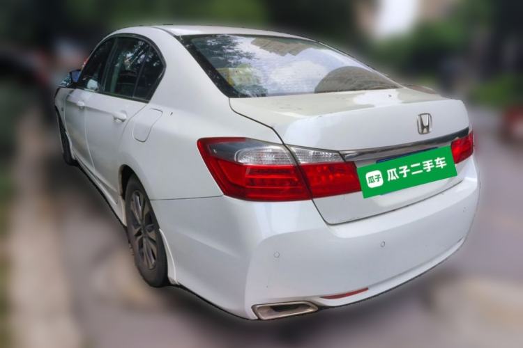 Used Honda Accord 2015 2.0L EX Luxury Edition Rear Left 45 Deg
