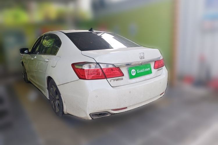 Used Honda Accord 2015 2.0L EX Luxury Edition Rear Left 45 Deg