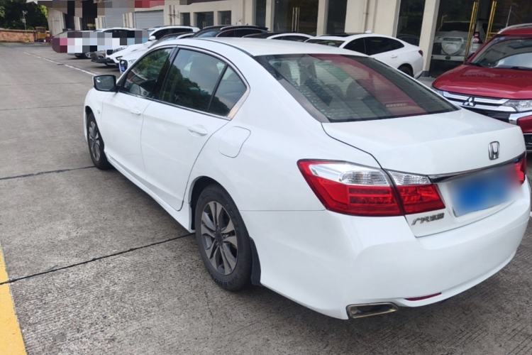Used Honda Accord 2015 2.0L LX Comfort Edition Rear Left 45 Deg