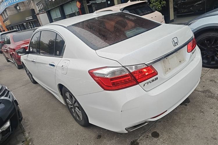 Used Honda Accord 2015 2.0L LXS Elite Edition Rear Left 45 Deg