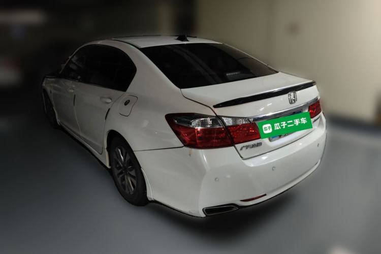 Used Honda Accord 2015 2.0L LX Comfort Edition Rear Left 45 Deg