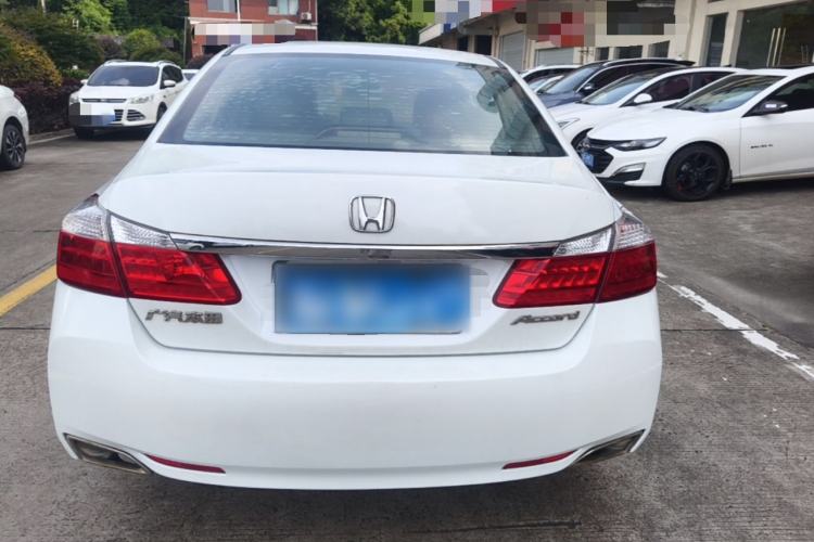 Used Honda Accord 2015 2.0L LX Comfort Edition Rear