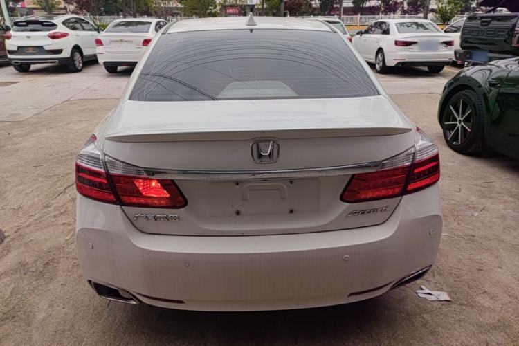 Used Honda Accord 2015 2.0L LX Comfort Edition Rear