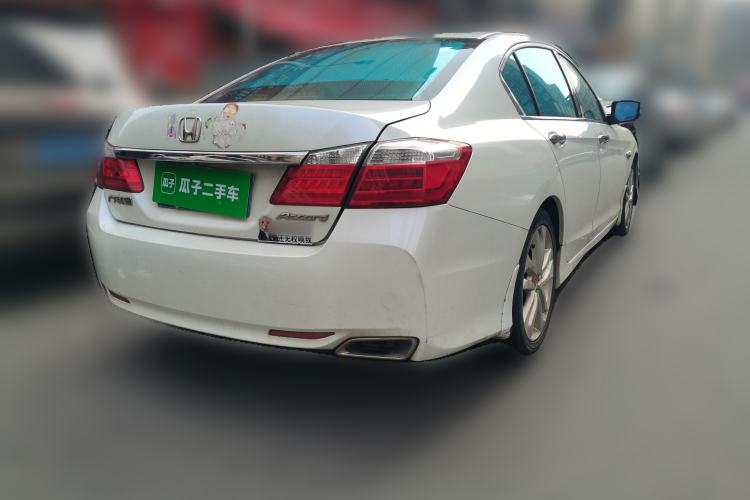 Used Honda Accord 2015 2.0L LX Comfort Edition Rear Right 45 Deg