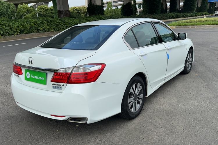 Used Honda Accord 2015 2.0L LXS Elite Edition Rear Right 45 Deg