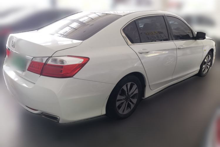 Used Honda Accord 2015 2.0L LXS Elite Edition Rear Right 45 Deg