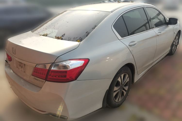 Used Honda Accord 2015 2.0L LXS Elite Edition Rear Right 45 Deg