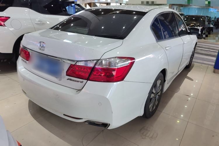 Used Honda Accord 2015 2.0L LXS Elite Edition Rear Right 45 Deg