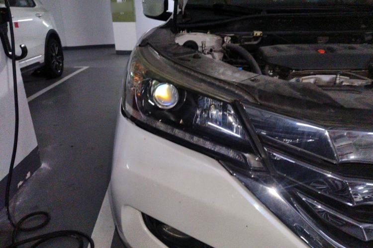 Used Honda Accord 2015 2.0L LX Comfort Edition Right Front Headlight