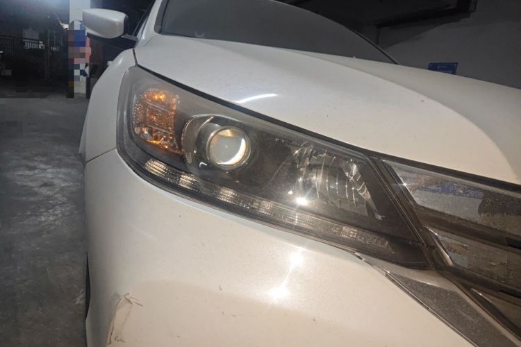 Used Honda Accord 2015 2.0L LX Comfort Edition Right Front Headlight