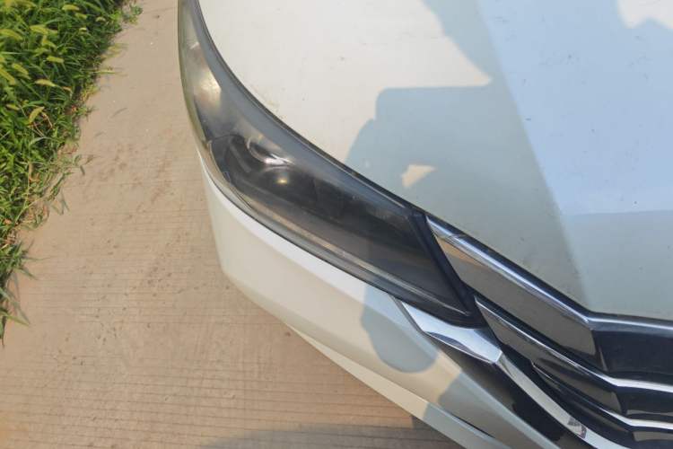 Used Honda Accord 2015 2.0L EX Luxury Edition Right Front Headlight