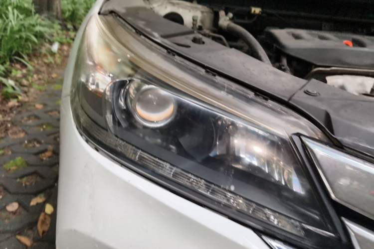 Used Honda Accord 2015 2.0L LX Comfort Edition Right Front Headlight