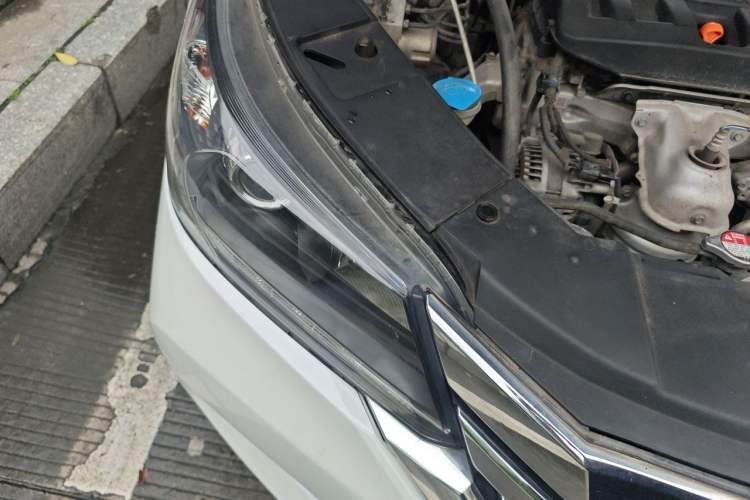 Used Honda Accord 2015 2.0L LX Comfort Edition Right Front Headlight