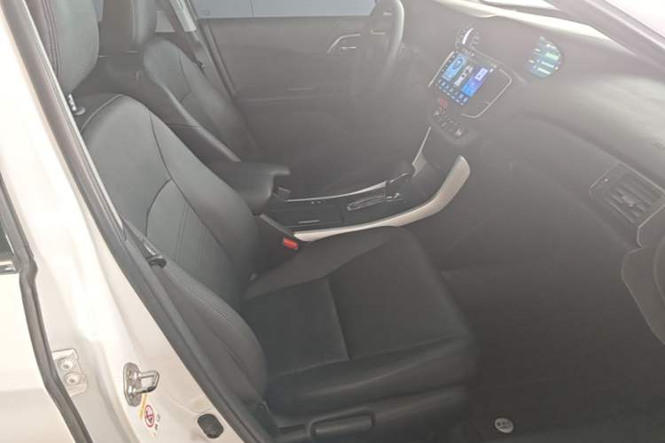 Used Honda Accord 2015 2.0L LX Comfort Edition Right Front Seat