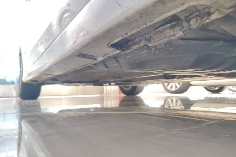 Used Honda Accord 2015 2.0L LXS Elite Edition Right Side Sill