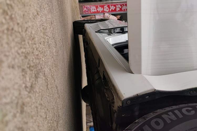 Used Honda Accord 2015 2.0L LX Comfort Edition Right Side Sill