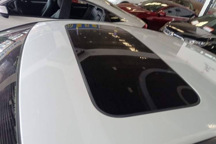 Used Honda Accord 2015 2.0L LX Comfort Edition Roof