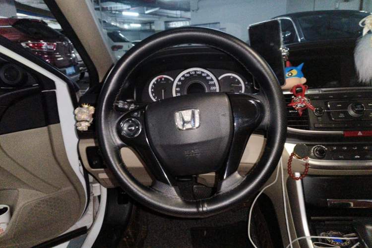 Used Honda Accord 2015 2.0L LX Comfort Edition Steering Wheel
