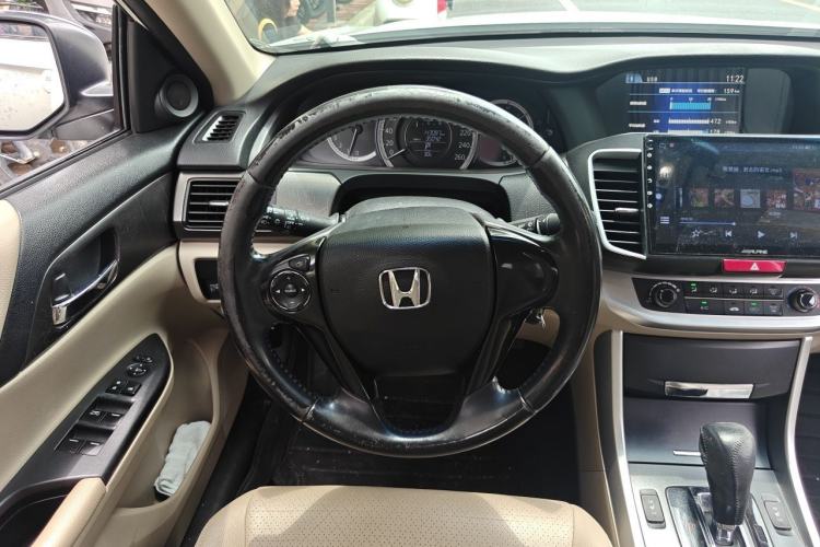 Used Honda Accord 2015 2.0L LXS Elite Edition Steering Wheel