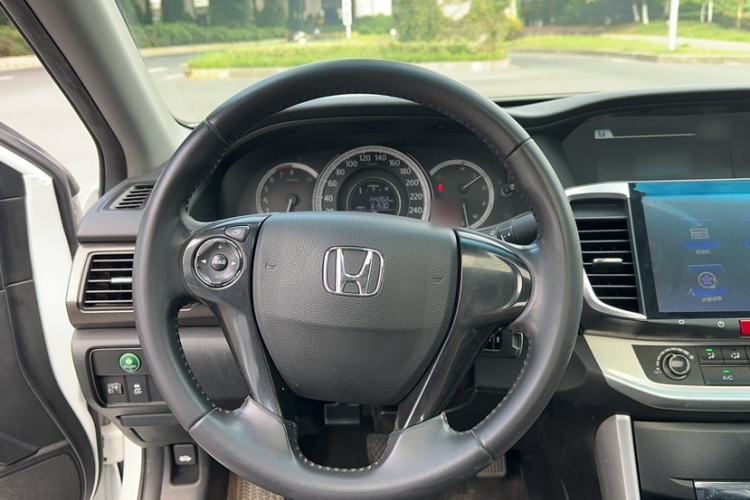Used Honda Accord 2015 2.0L LXS Elite Edition Steering Wheel