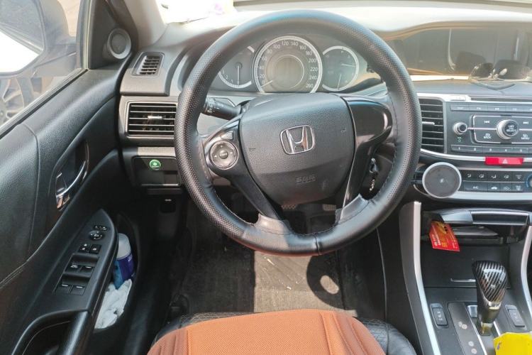 Used Honda Accord 2015 2.0L LXS Elite Edition Steering Wheel
