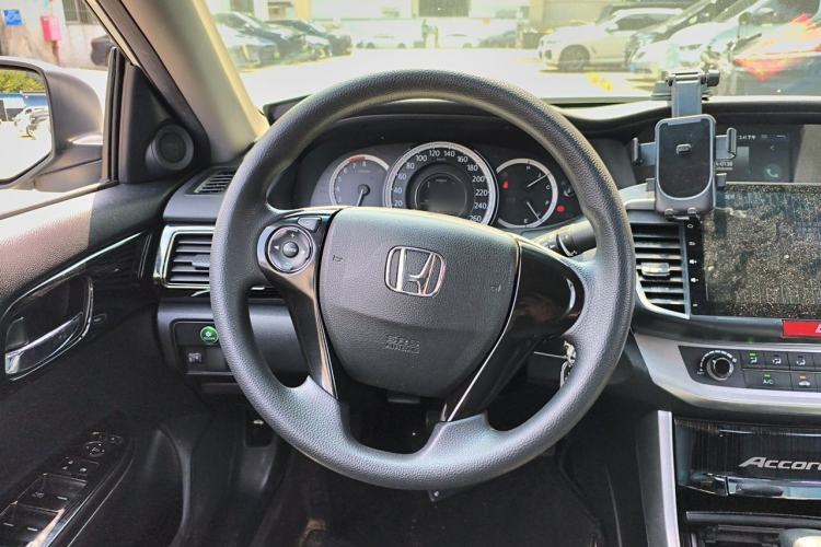 Used Honda Accord 2015 2.0L LX Comfort Edition Steering Wheel