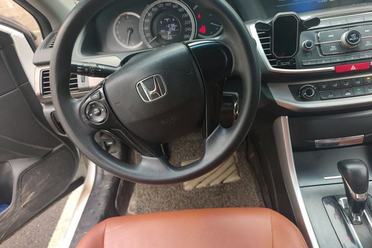 Used Honda Accord 2015 2.0L LX Comfort Edition Steering Wheel