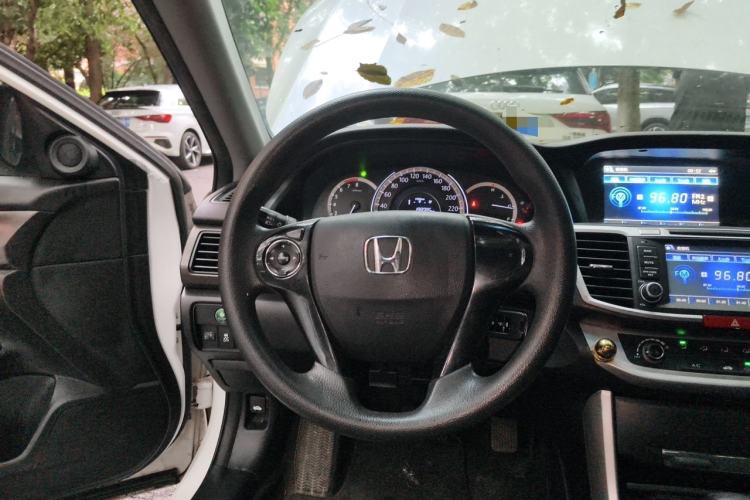 Used Honda Accord 2015 2.0L LX Comfort Edition Steering Wheel