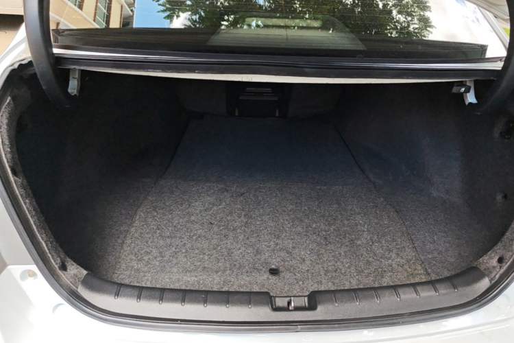 Used Honda Accord 2015 2.0L LX Comfort Edition Trunk