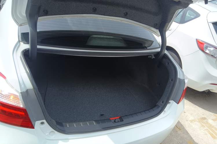 Used Honda Accord 2015 2.0L LX Comfort Edition Trunk