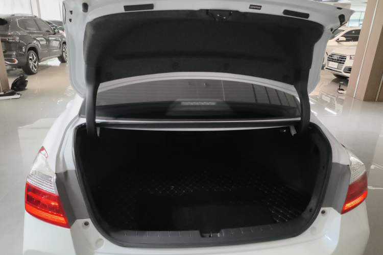 Used Honda Accord 2015 2.0L LX Comfort Edition Trunk