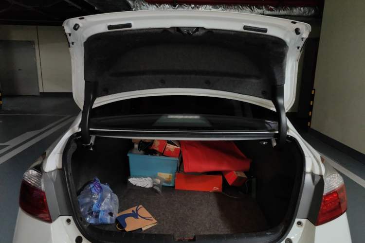 Used Honda Accord 2015 2.0L LX Comfort Edition Trunk