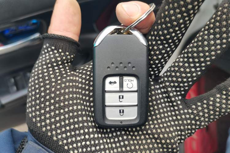 Used Honda Accord 2015 2.0L LX Comfort Edition Vehicle Key