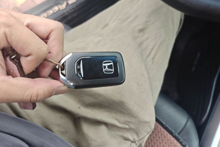 Used Honda Accord 2015 2.4L EX Luxury Edition Vehicle Key