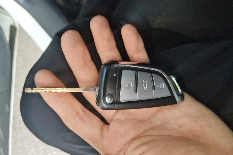 Used Honda Accord 2015 2.0L LX Comfort Edition Vehicle Key
