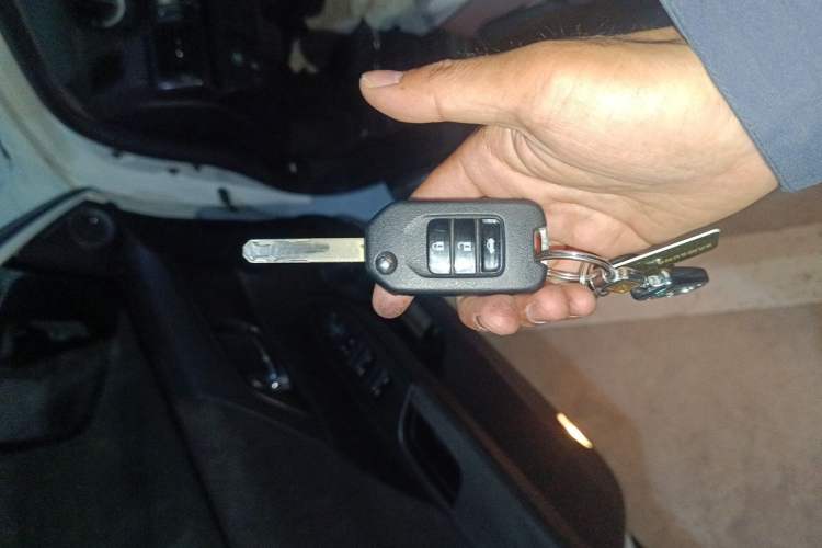 Used Honda Accord 2015 2.0L LX Comfort Edition Vehicle Key