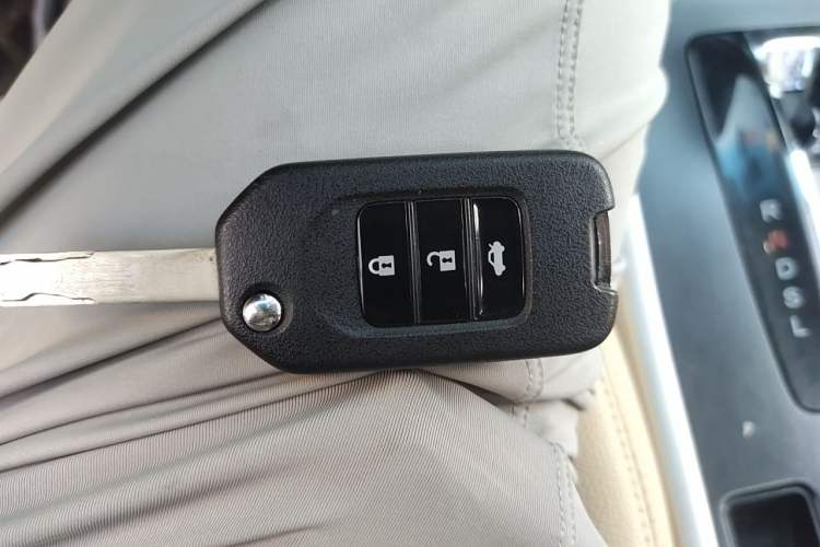 Used Honda Accord 2015 2.0L LX Comfort Edition Vehicle Key