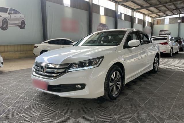 Used Honda Accord 2015 2.0L LX Comfort Edition