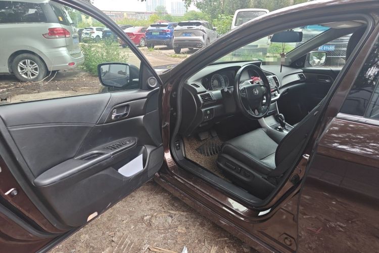 Used Honda Accord 2015 2.0L LXS Elite Edition Driver Seat