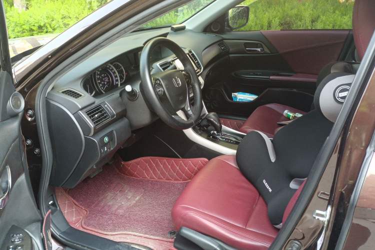 Used Honda Accord 2015 2.0L LX Comfort Edition Driver Seat
