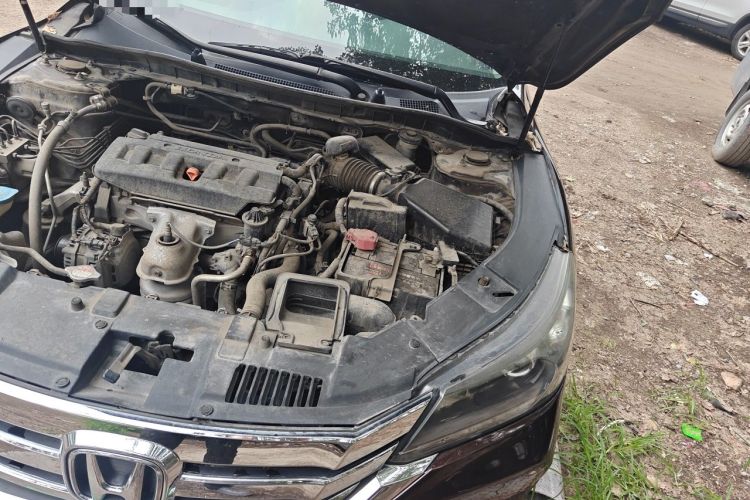 Used Honda Accord 2015 2.0L LXS Elite Edition Engine Bay Left