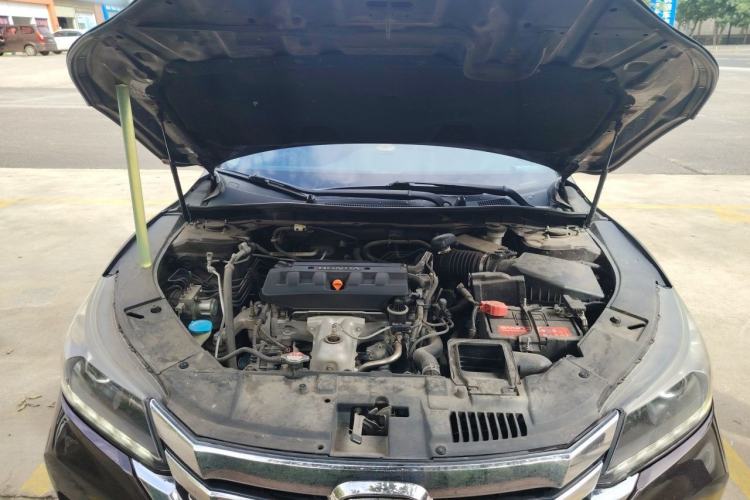 Used Honda Accord 2015 2.0L LX Comfort Edition Engine Bay
